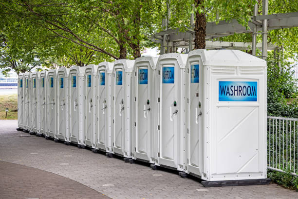 Porta potty delivery and setup in Rogers City, MI